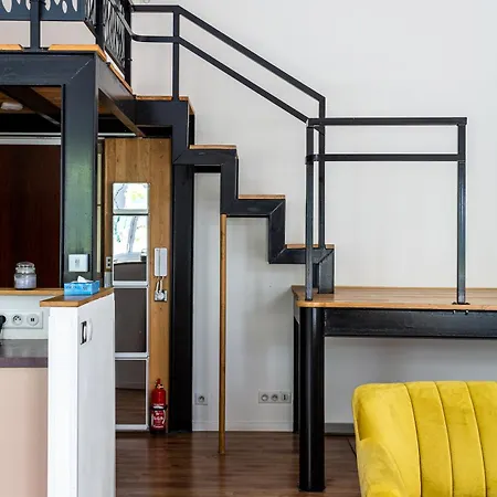 Loft Calme Et Accueillant Metro Hoche Paris Apartment *