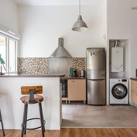 Apartment Loft Calme Et Accueillant Metro Hoche Paris *
