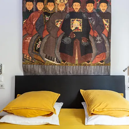 Loft Calme Et Accueillant Metro Hoche Paris Apartment