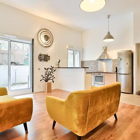 Apartment Loft Calme Et Accueillant Metro Hoche Paris